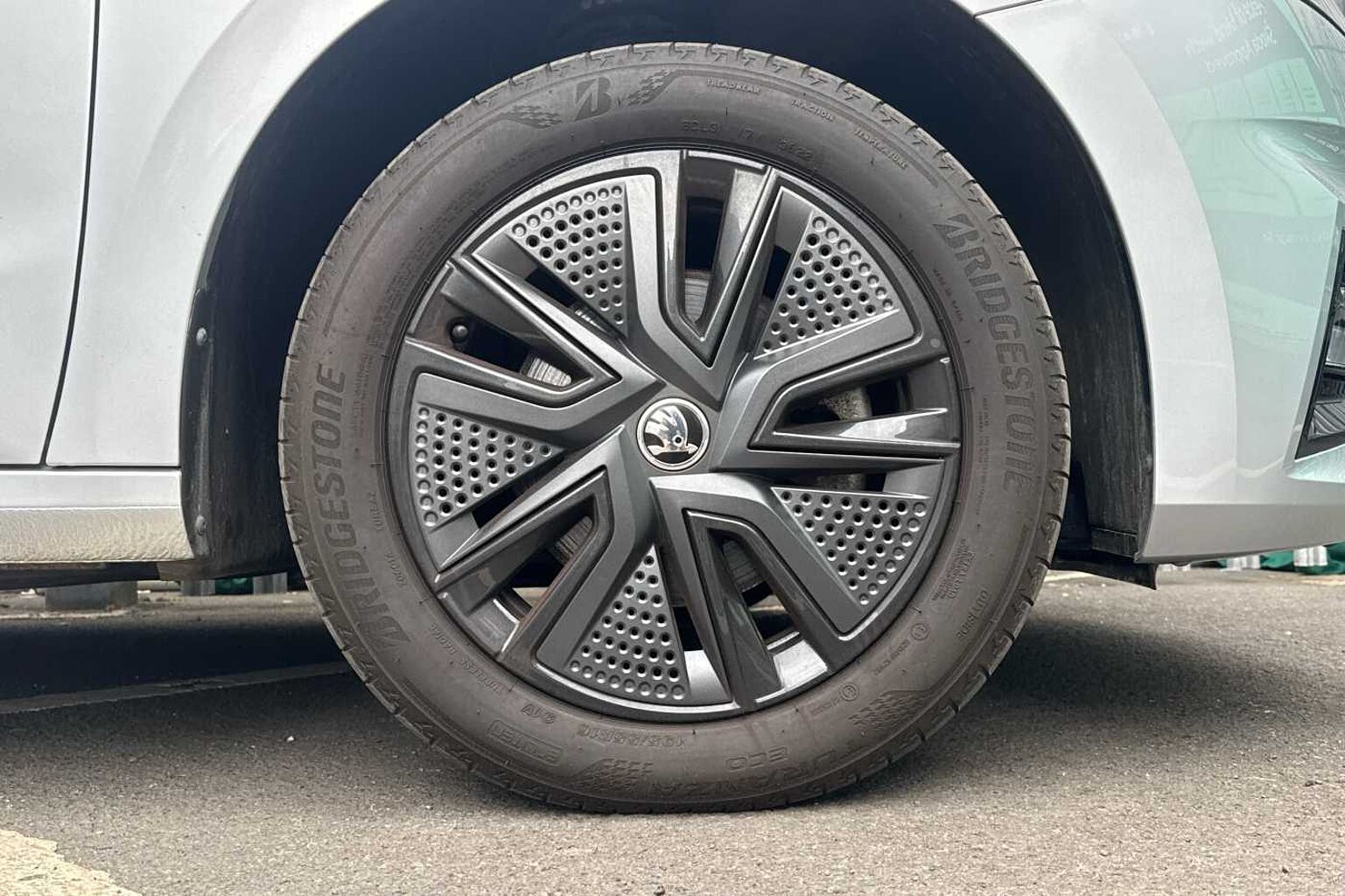 SKODA Fabia 1.0 TSI (110ps) Colour Edition Hatchback *LEZ Compliant*
