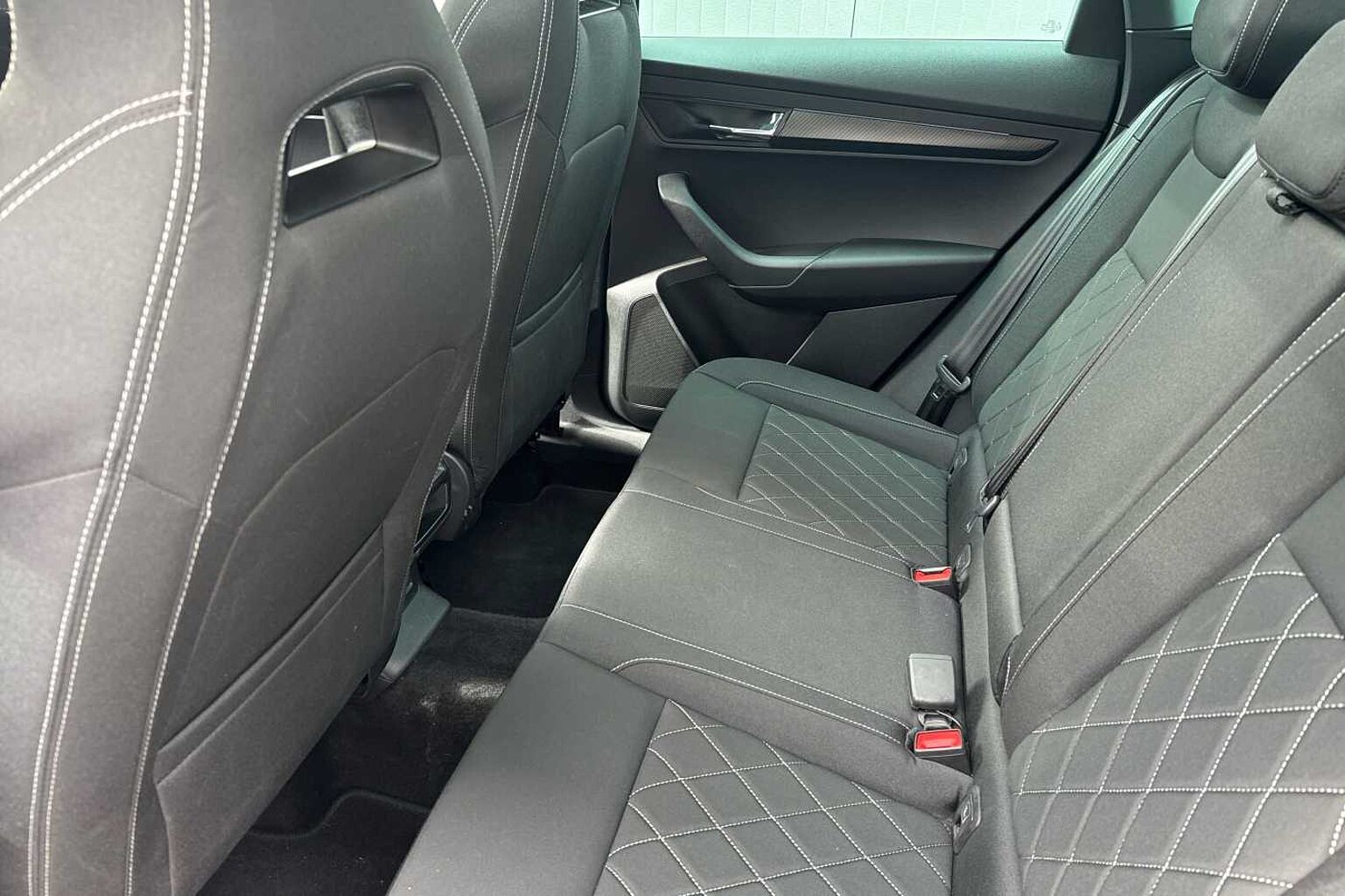 SKODA Karoq 1.5 TSI (150ps) SportLine Auto/DSG SUV *LEZ Compliant*