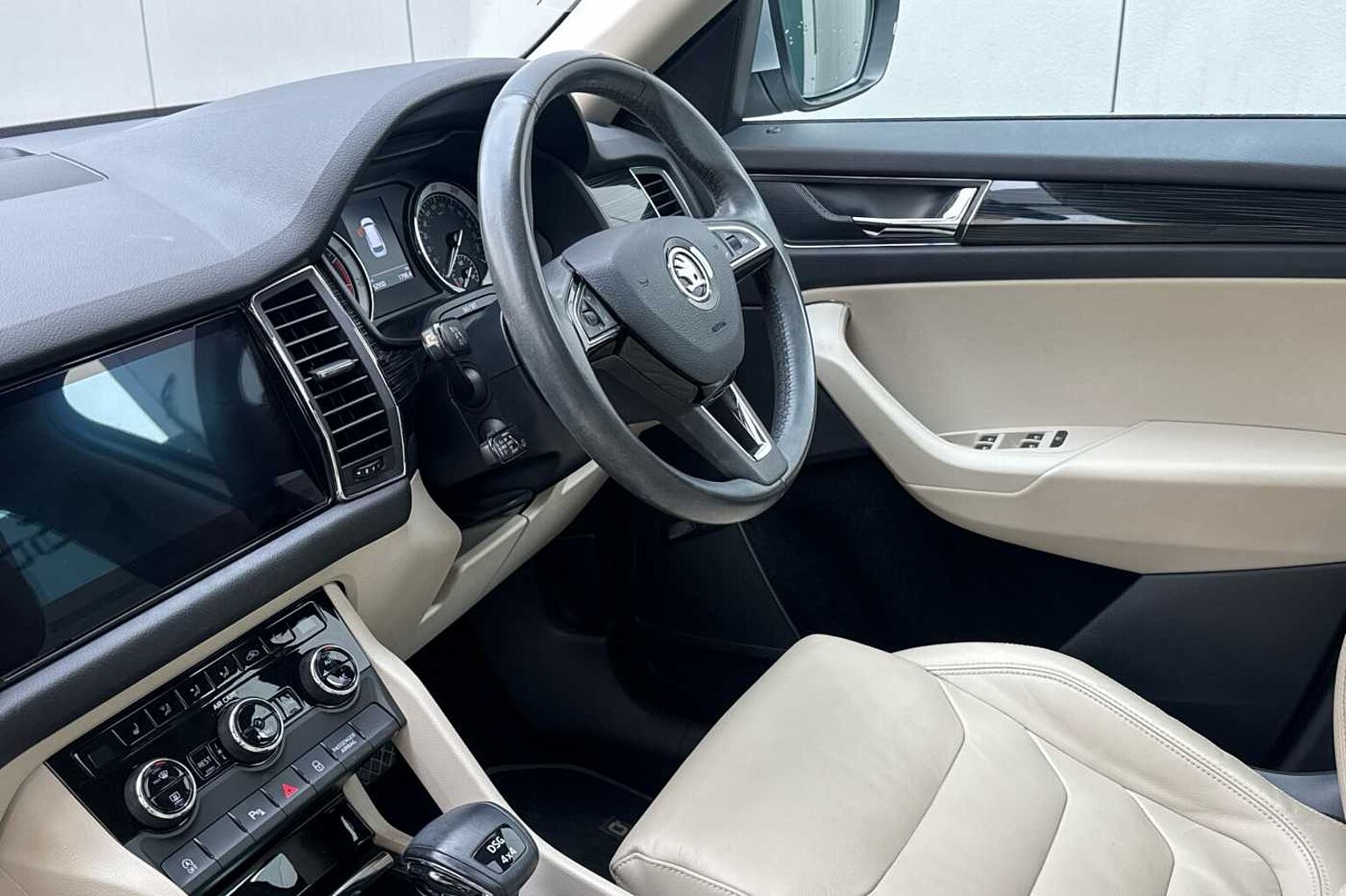 SKODA Kodiaq 2.0 TSI (180ps) SE L (5 Seats) 4x4 Auto/DSG SUV *LEZ Compliant*