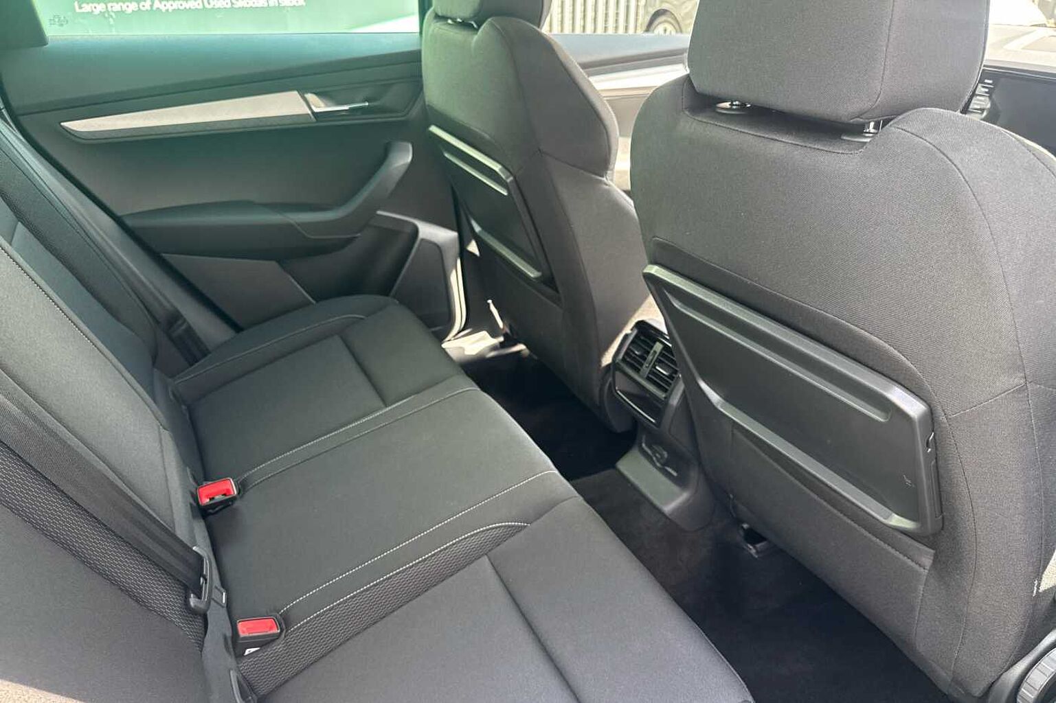 SKODA Karoq 1.5 TSI (150ps) SE Drive Auto/DSG SUV *LEZ Compliant*