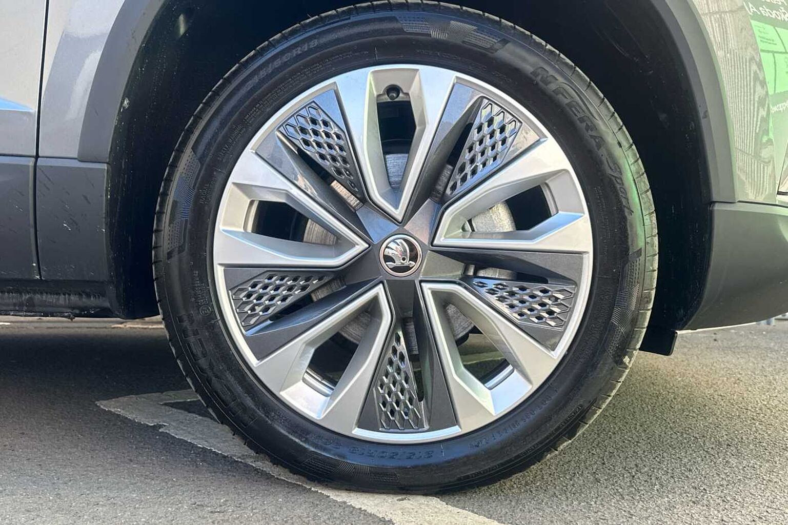SKODA Karoq 1.0 TSI (116ps) SE L SUV *LEZ Compliant*