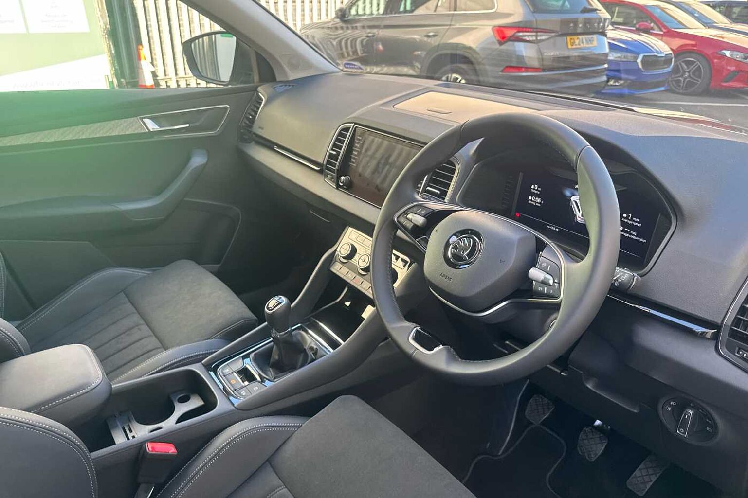 SKODA Karoq 1.0 TSI (116ps) SE L SUV *LEZ Compliant*