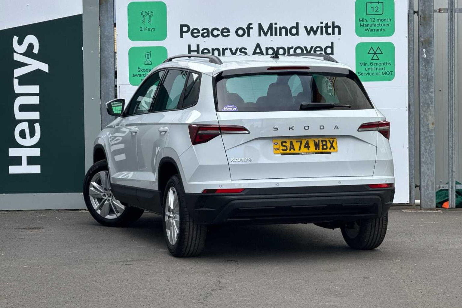 SKODA Karoq 1.0 TSI (116ps) SE Drive SUV *LEZ Compliant*