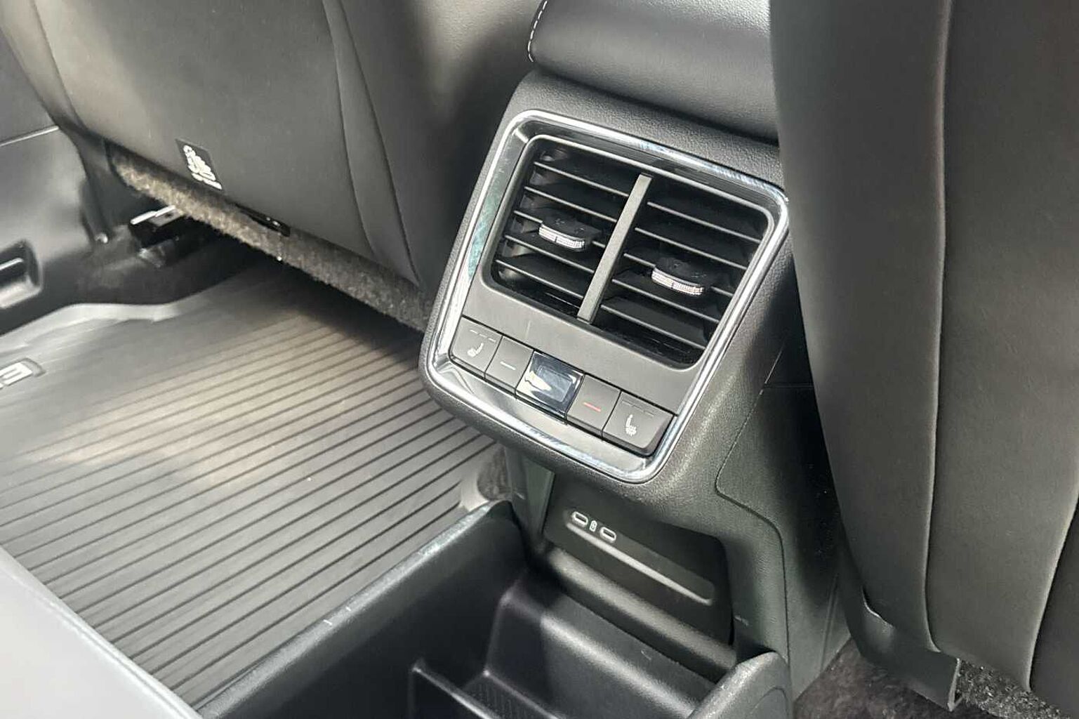 SKODA Enyaq 85x (286ps) Sportline Plus 82kWh BEV 4x4 Auto SUV *LEZ Compliant*